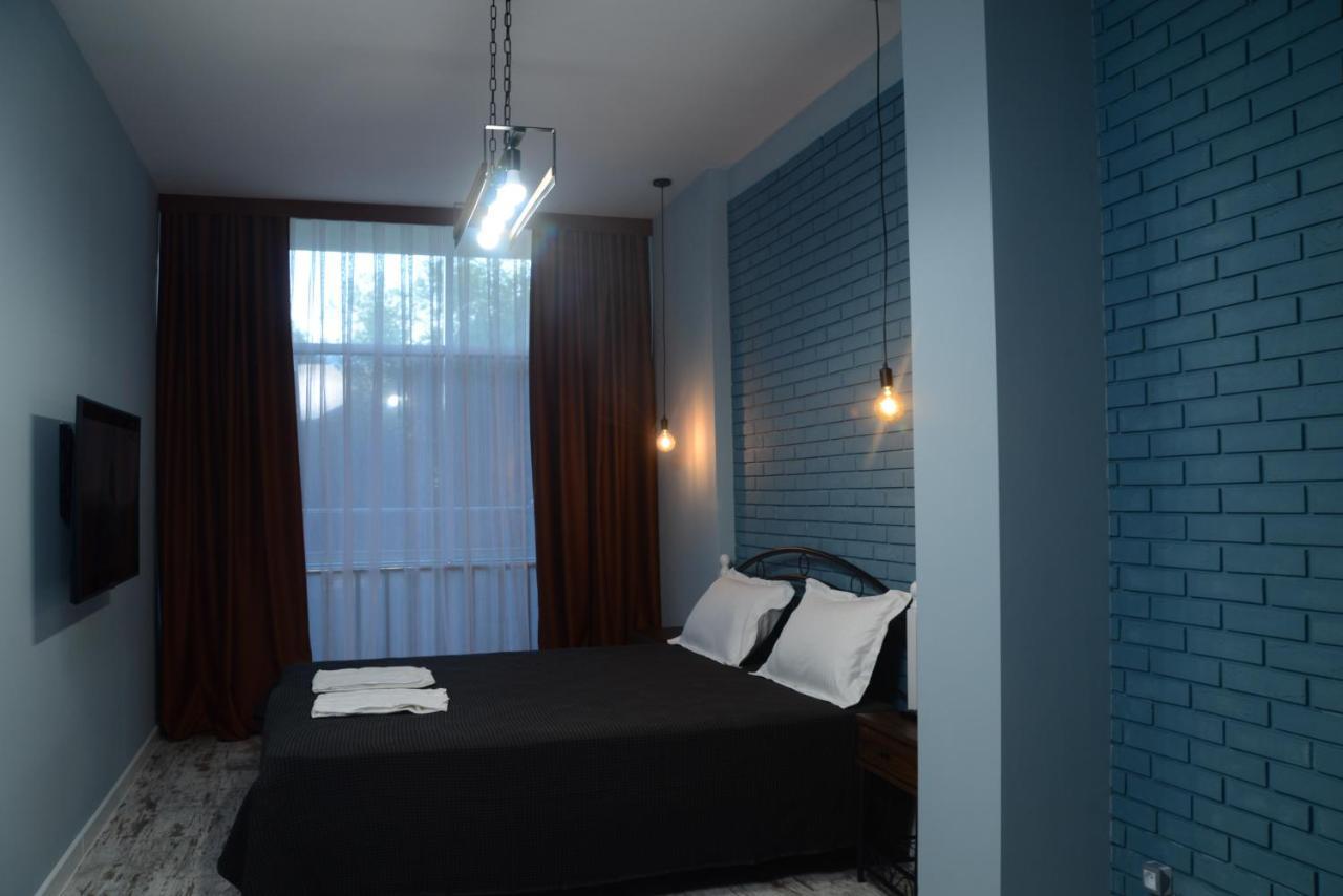 Hi Hotel Алмати Екстер'єр фото